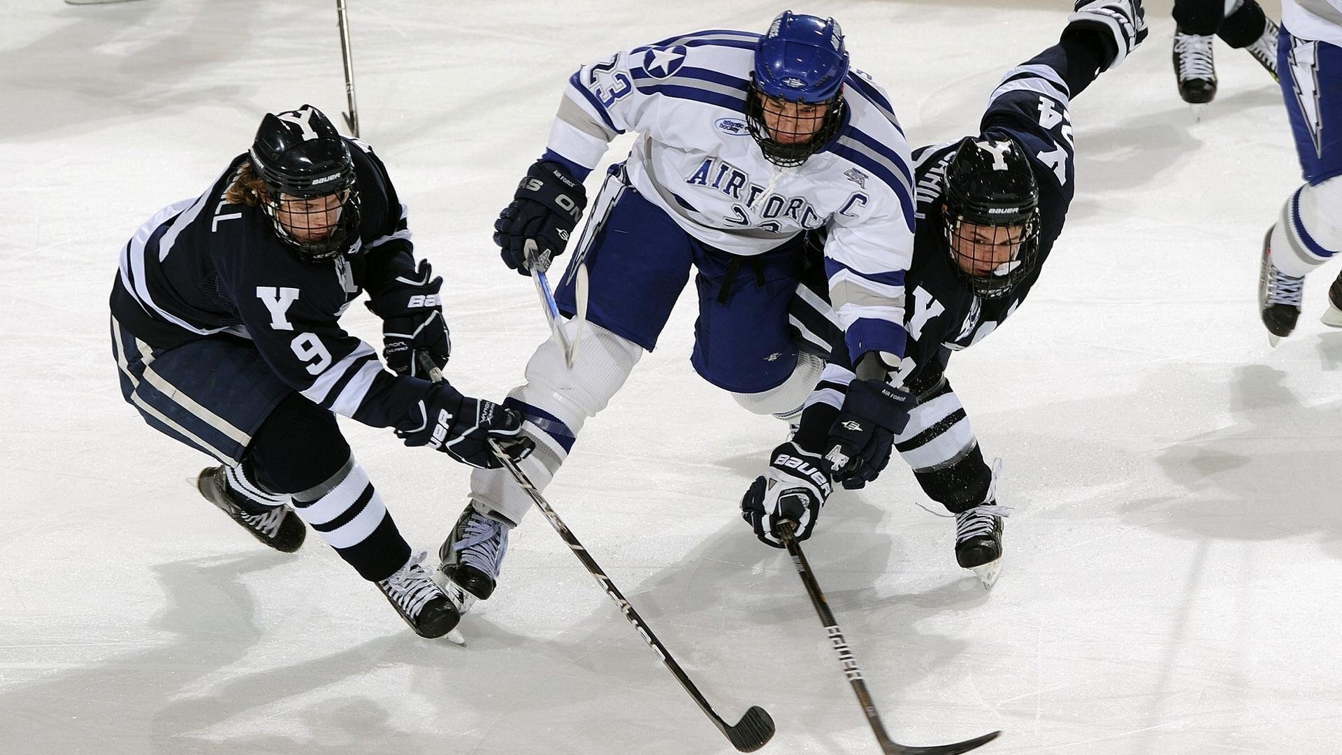 拉文换手上篮出色体现灵活得分手感，拉文打球怎么样