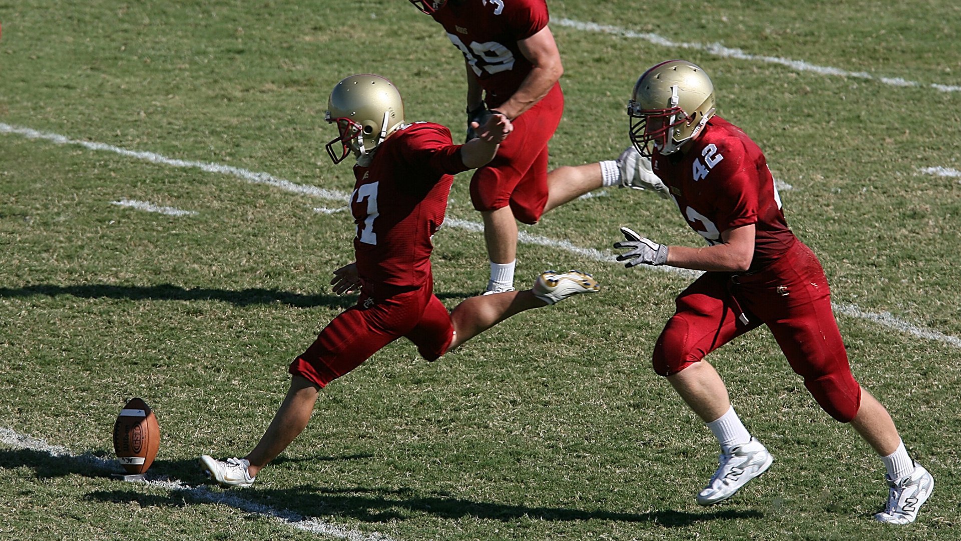 欧洲杯冠军争夺：双方拼尽全力的战场，欧洲杯冠军大热